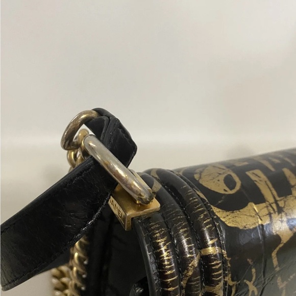 Chanel LeBoy  Limited Edition Graffiti Bag. - Picture 9 of 10